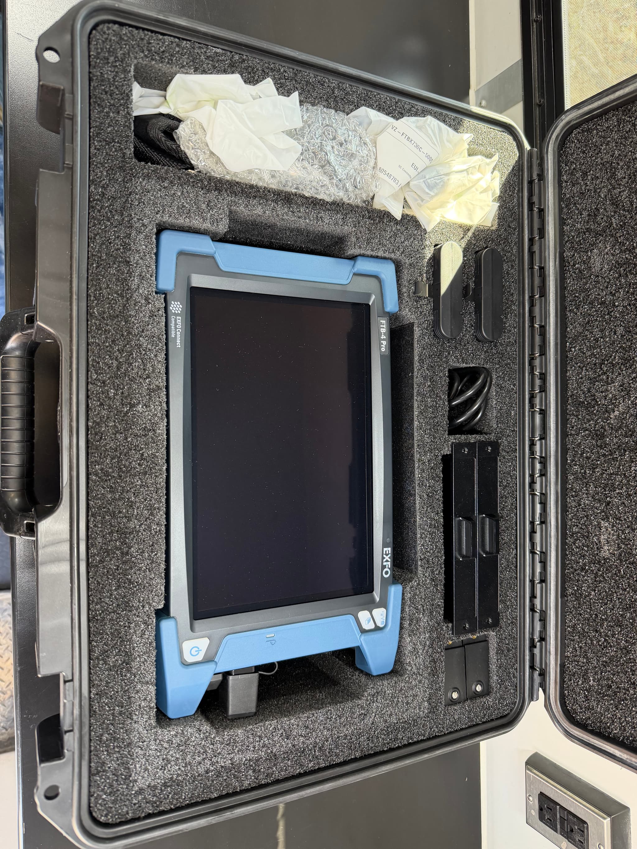EXFO FTB-4 Pro - OTDR